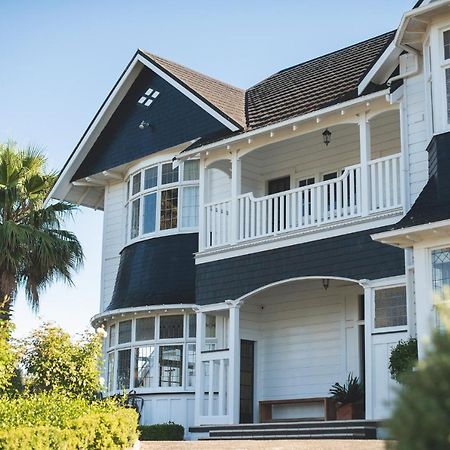 Cedar House Bed & Breakfast Gisborne Ngoại thất bức ảnh