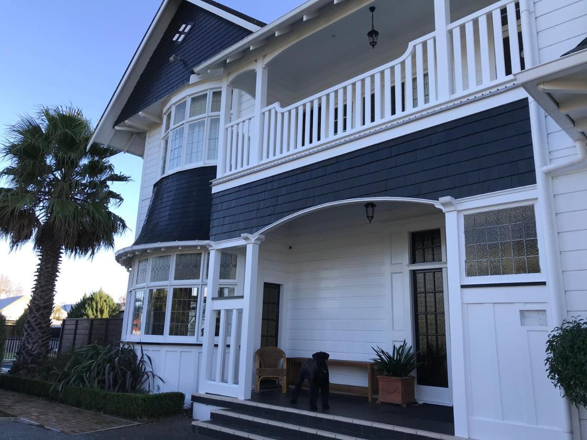 Cedar House Bed & Breakfast Gisborne Ngoại thất bức ảnh